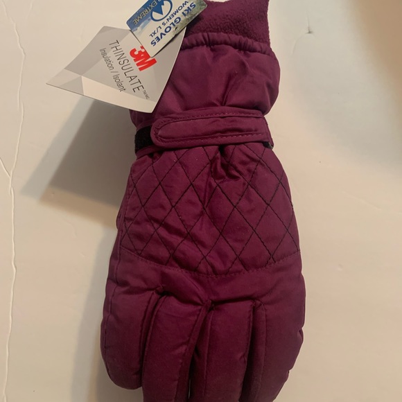 Ski Gloves New Purple Women’s L/XL Polar Express 100% Polyester - Picture 6 of 6